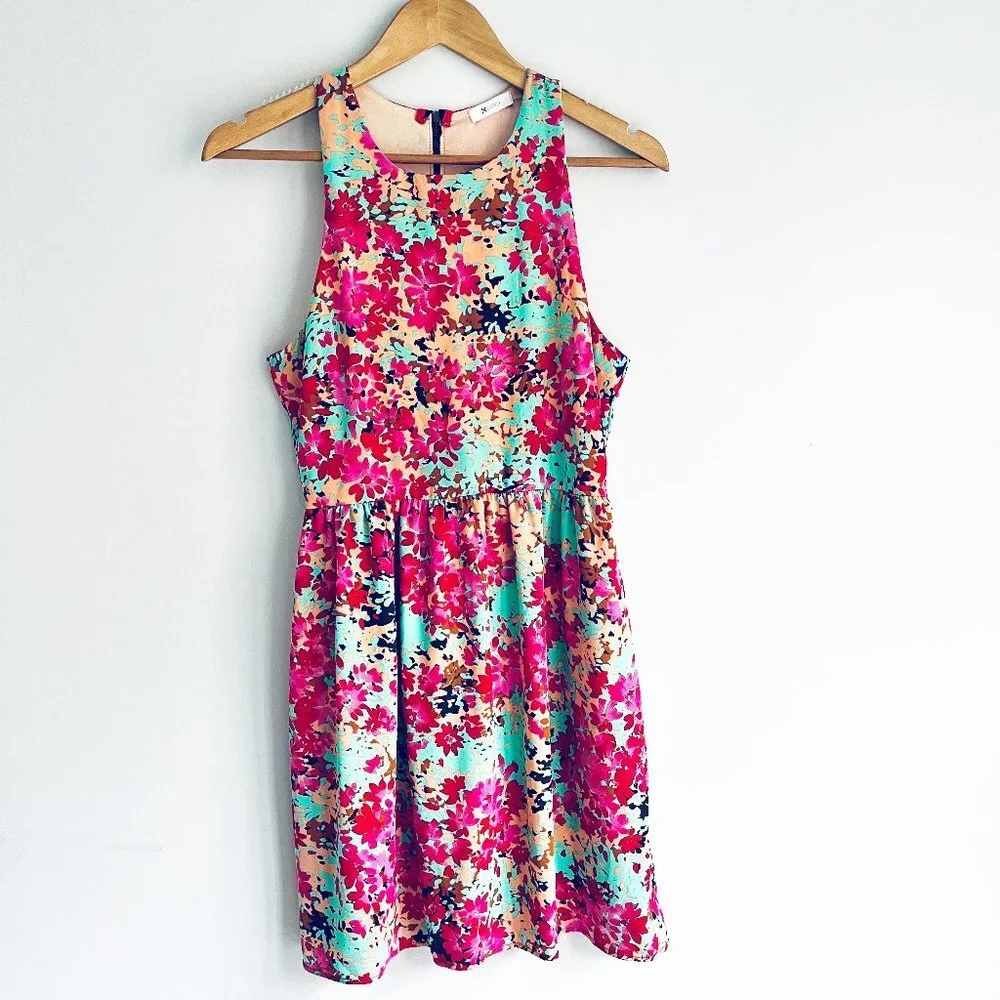 2/$30 Everly Floral Sleeveless Dress M